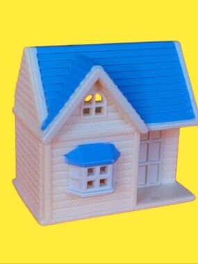 Calico Critters SOPHIE'S DOLL HOUSE PART, Sylvanian Families, Blue & White Toy